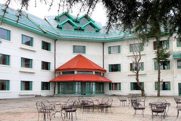 Himachal Tourism: CBI, कांग्रेस और बीजेपी के बिल पैडिंग... हिमाचल में क्यों 120 करोड़ रुपये के घाटे में हैं सरकारी होटल?